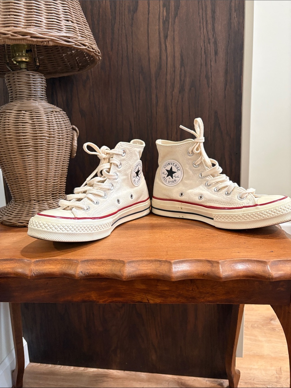 Women’s Chuck 70 All Star High Top Sneakers - Cream with Red Trim size 6.5
